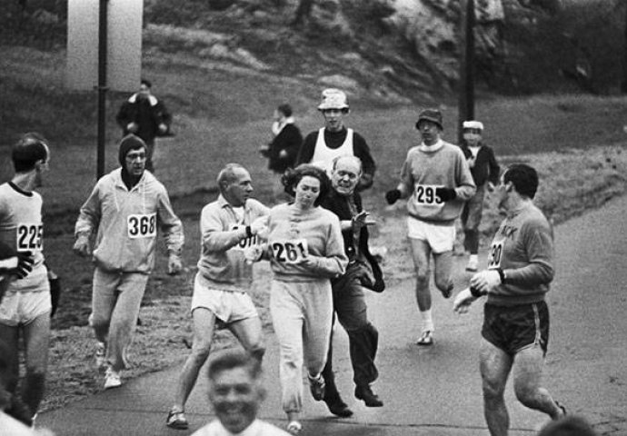 Ovih 15 nevjerovatnih fotografija obilježile su 20. vijek