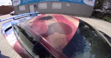 Oduševit će vas: Pogledajte šta se dogodi kada na ovaj Lambordžini prospete vodu!