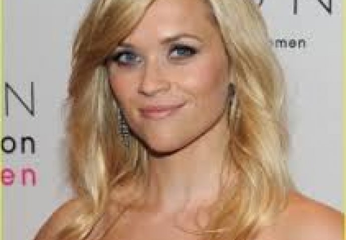 LIJEPO A JEDNOSTAVNO: Ovo su popularne frizure koje morate probati