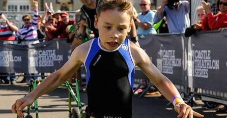 INSPIRACIJA ZA MNOGE Uprkos cerebralnoj paralizi dječak završio triatlon