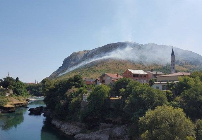 Mostar: Od jutros gori Hum