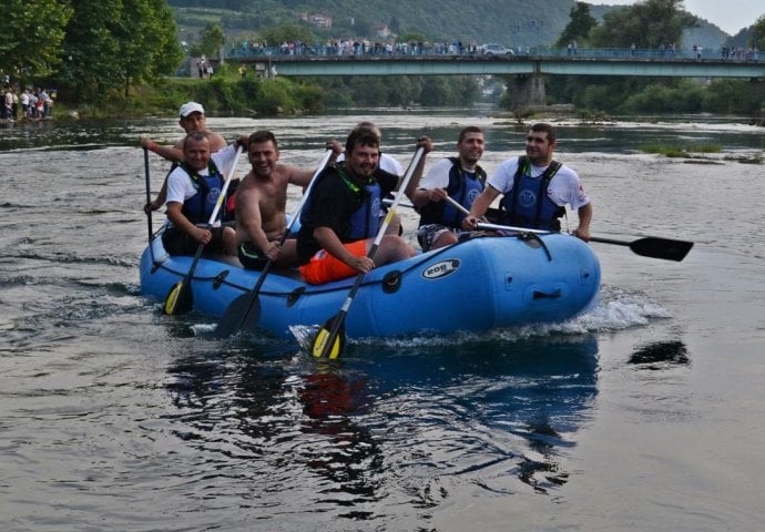 Završena 43. Una regata: Učestvovalo 400 zaljubljenika u vodene sportove