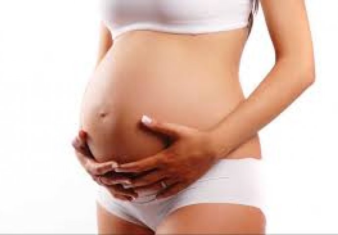 Drage trudnice, masažom se borite protiv celulita i strija