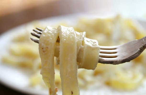 fettuccine-alfredo