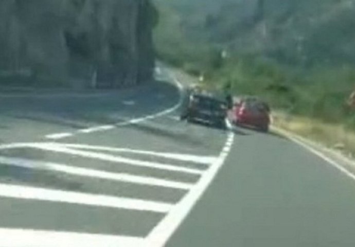 Bahata vožnja na putu Jablanica - Mostar! (Video)