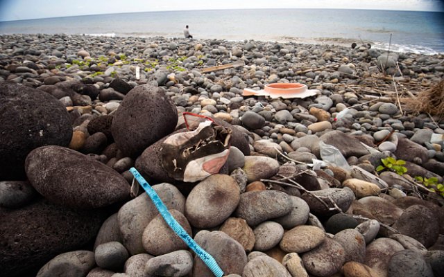 reunion-debris-bea-3394797b