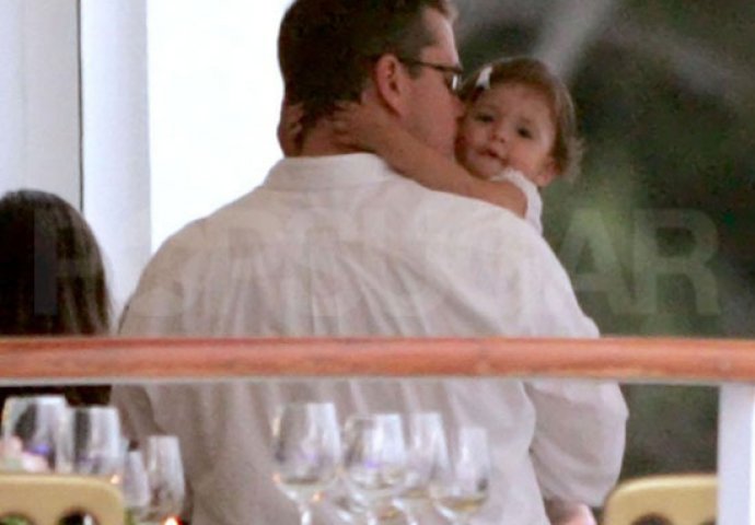 Neodoljivo: Zgodne slavne tate sa bebama