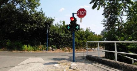 MOZGALICA: Šta nije u redu sa ovim saobraćajnim znakom u Hrvatskoj?