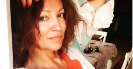 Poznata pjevačica objavila status: "Tražim dečka , nudim obrve i nakon umivanja!