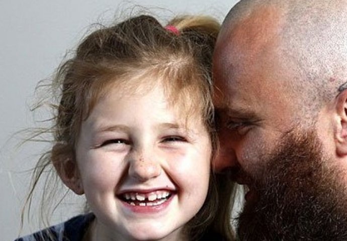 'Kao klinka sam išla u školu u kvartu gdje su išli samo klinci sa bogatim starcima'