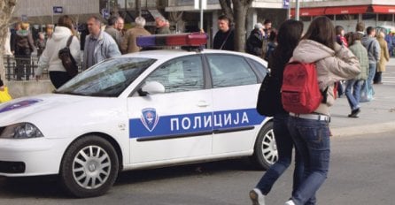 Banjalučanin nasrnuo na maloljetnicu : "Moraš biti moja i moram te silovati"!