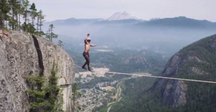 KADA TI ŽIVOT DOSLOVNO VISI O KONCU: Okliznuo se na 300 metara visine, evo šta je uradio (VIDEO) 