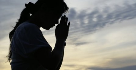 Molitva udatih žena koja je  postala apsolutni hit (FOTO) 