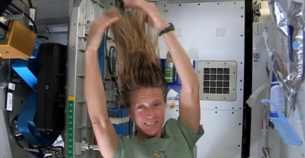 (VIDEO) URNEBESNO: Evo kako to izgleda kada  astronautkinja  pere kosu u svemiru