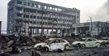 Broj žrtava eksplozije povećan na 104: Tokom pretrage pronađen i jedan preživjeli