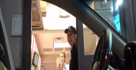 Napravio odijelo u obliku sjedišta! (VIDEO)