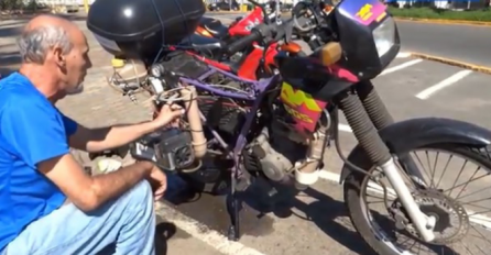 Da, moguće je: Motocikl koji ide na vodu!