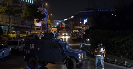 Istanbul: U sukobu policije i naoružane grupe ubijena jedna osoba
