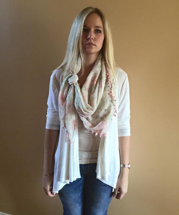 stephanie-face-190820151-1