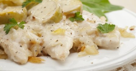Jako ukusno: Pileća prsa u bijelom sosu