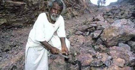 Čekićem je 22 godine probijao planinu, a razlog teško da može da bude dirljiviji 