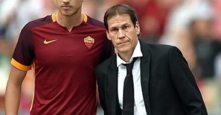 Oglasio se trener Rome: Evo šta je rekao nakon utakmice o bh. kapitenu