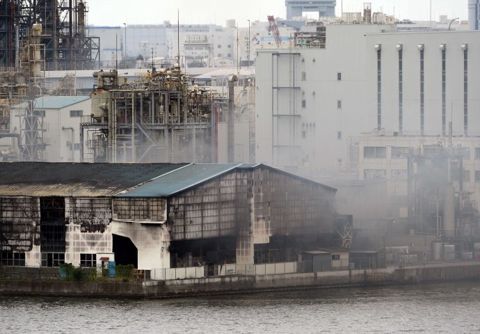 Izbio požar u fabrici čelika u Japanu 