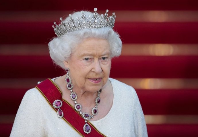Britanska kraljica će dobiti 'povišicu' od šest miliona funti