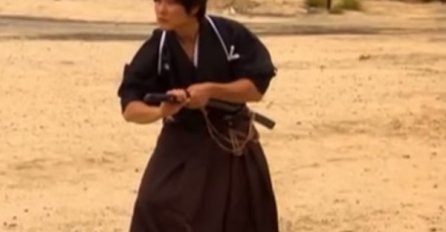 Ovaj samuraij ima nadljudsku sposobnost! Objasnite nam ovo!  (VIDEO)