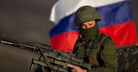 Rusija: Ubio dva vojnika i oficira, pa sebe