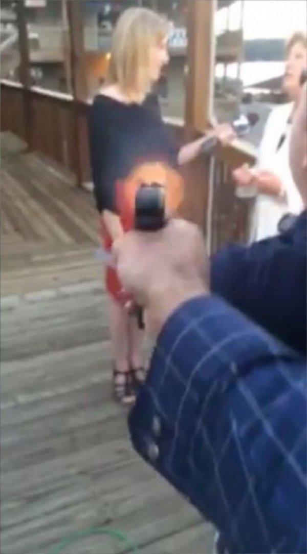 658543-napad-foto-reuters-3-ff