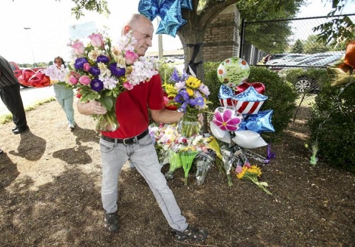 Virginija obavijena tugom, fotografije nastale jučer nakon monstruoznog ubistva novinarke i snimatelja!