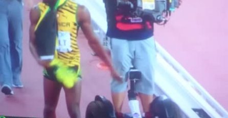 (VIDEO) Kineski kamerman srušio Bolta: A još mora trčati štafetu