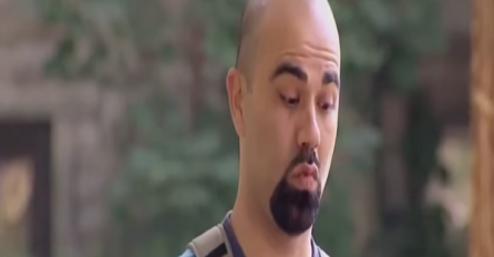 Tražila je od njega da joj otkopča kostim, šta je potom uradila ostavlja bez riječi VIDEO