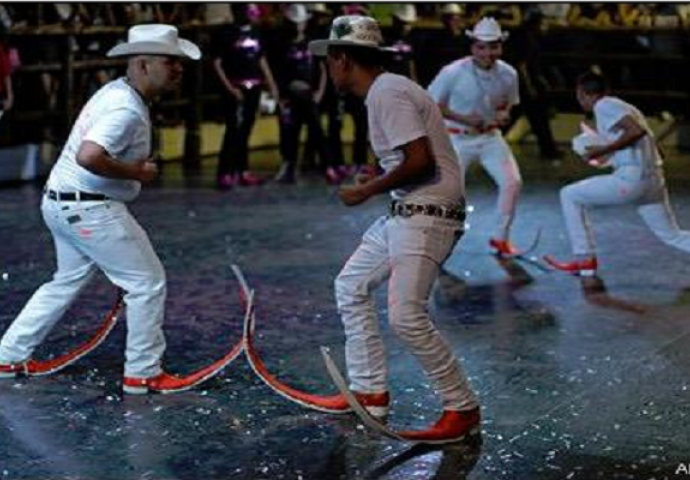 Najbizarniji trendovi za koje se mislilo da su seksi (VIDEO)