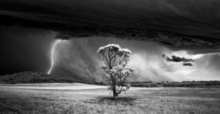 Pozvali su obične ljude da pošalju fotografije pejzaža. Kada su stigle ostali su BEZ TEKSTA 