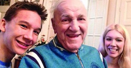 Valter na društvenim mrežama: Bata Živojinović objavio dosada neviđene fotografije!