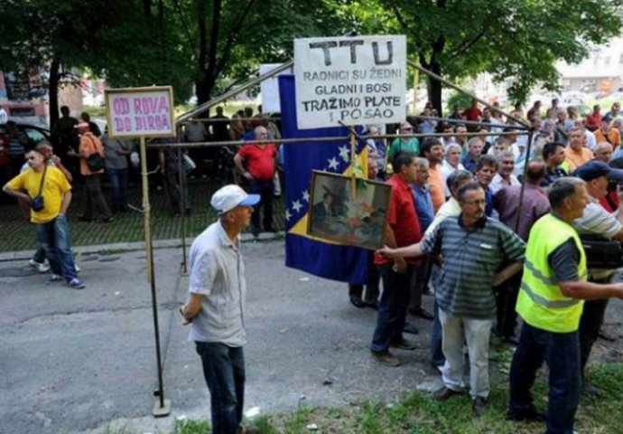 Radnici se vratili u šatorsko naselje: Ostaju do ispunjenja zahtjeva!