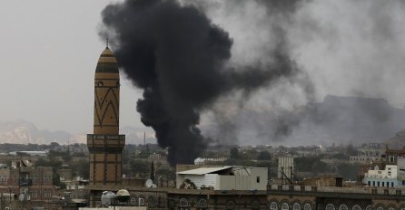 Bombaški napad na džamiju: Najmanje 20 smrtno stradalih