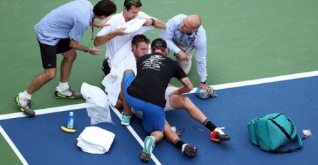 DRAMA NA US OPENU! Teniseru pozlilo na terenu, paralisalo mu se tijelo! 