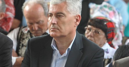 Čović: SDA i SBB trebaju sjesti i razgovarati