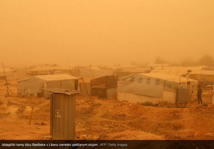 Bliski istok pogodila velika pješčana oluja! Prizor će vas ostaviti bez daha (FOTO)