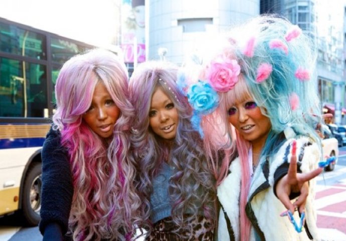 Bizarni modni trend koji je zaludio žene diljem svijeta