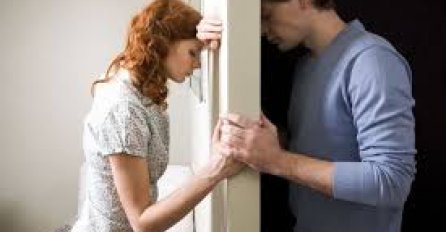  Obratite pažnju na ove stvari jer one ukazuju na to da vas bivši još nije prebolio