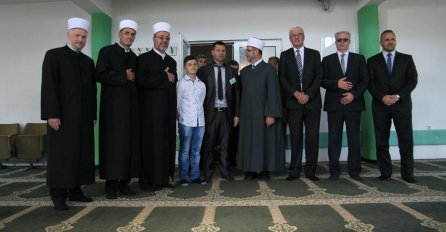 Pozitivna priča iz BiH: Otvorena džamija u čijoj izgradnji su učestvovali muslimani, katolici i pravoslavci