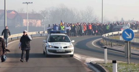 Poljoprivrednici istrajni: Ponovo blokirana granica u Orašju