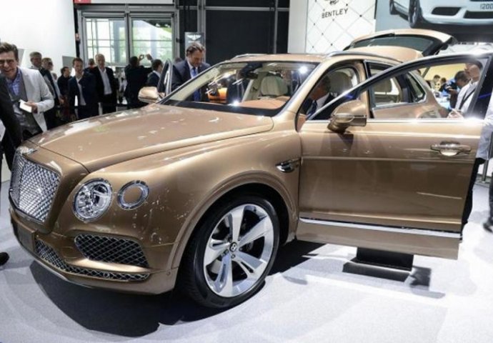 Predstavljen luksuzni Bentley, prvi primjerak ide kraljice