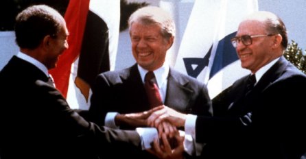 Na današnji dan 1978. godine: Egipat i Izrael potpisali sporazum kojim su okončane tri decenije neprijateljstava 
