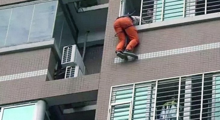 a5894748a9fcb0e94fe933a205fd1919