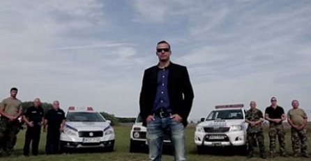 Gradonačelnik ismijan zbog 'akcijskog filma' kojeg je snimio kao upozorenje izbjeglicama